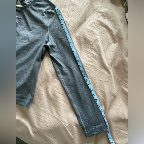 LULULEMON Long Sleeve Open Back Tee - Picture 7 of 10